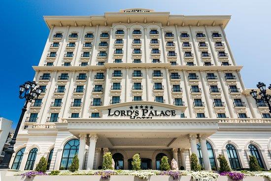Туры в Lord`s Palace Hotel Spa Casino