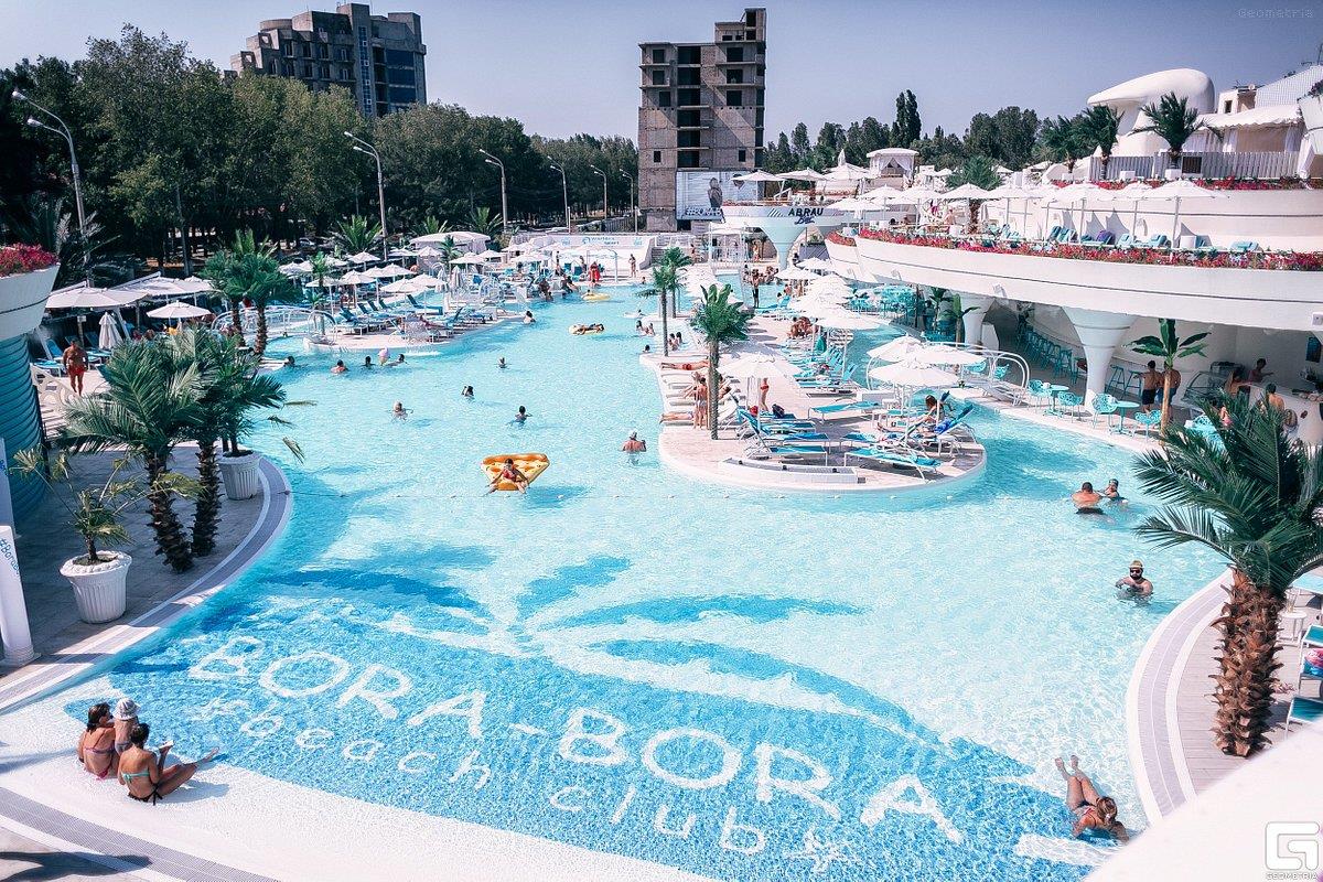 Bora-Bora Club Hotel 3*