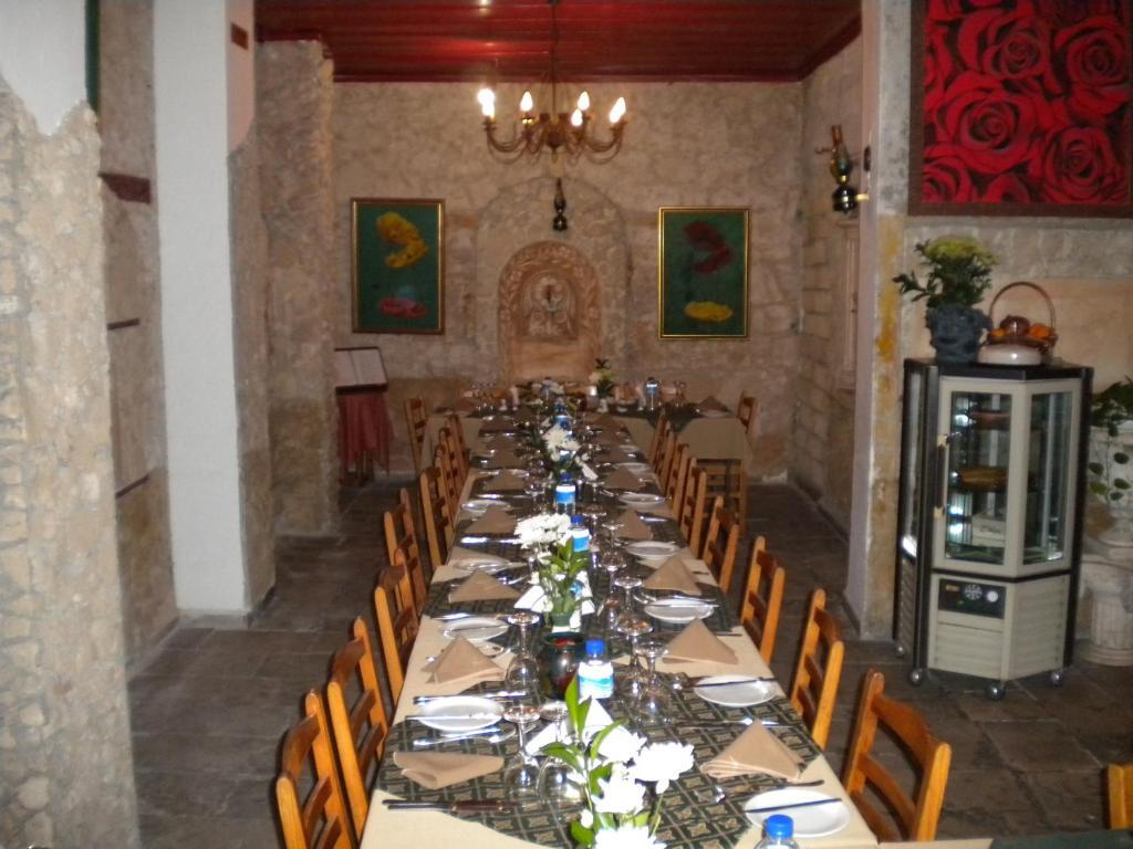 Туры в Kiniras Traditional Hotel & Restaurant