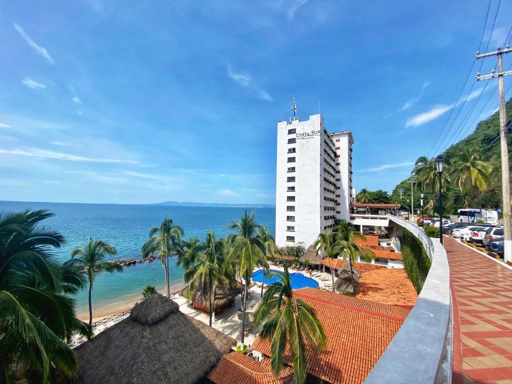 Туры в Costa Sur Resort & Spa