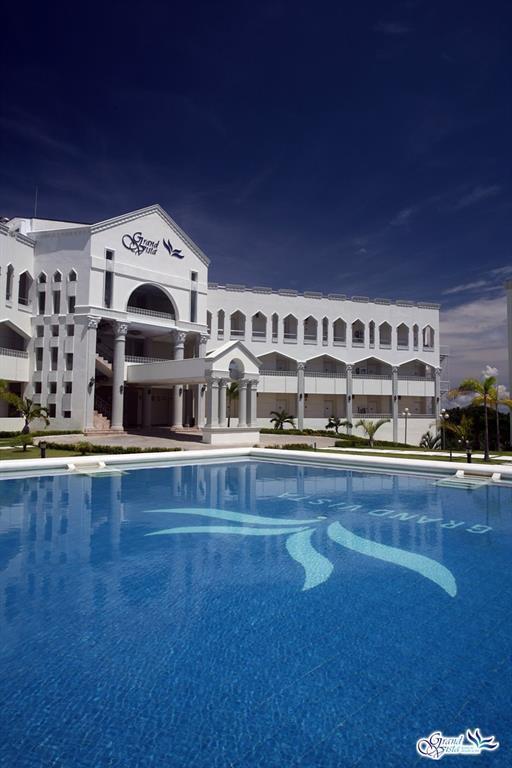 Vista Grande Resorts