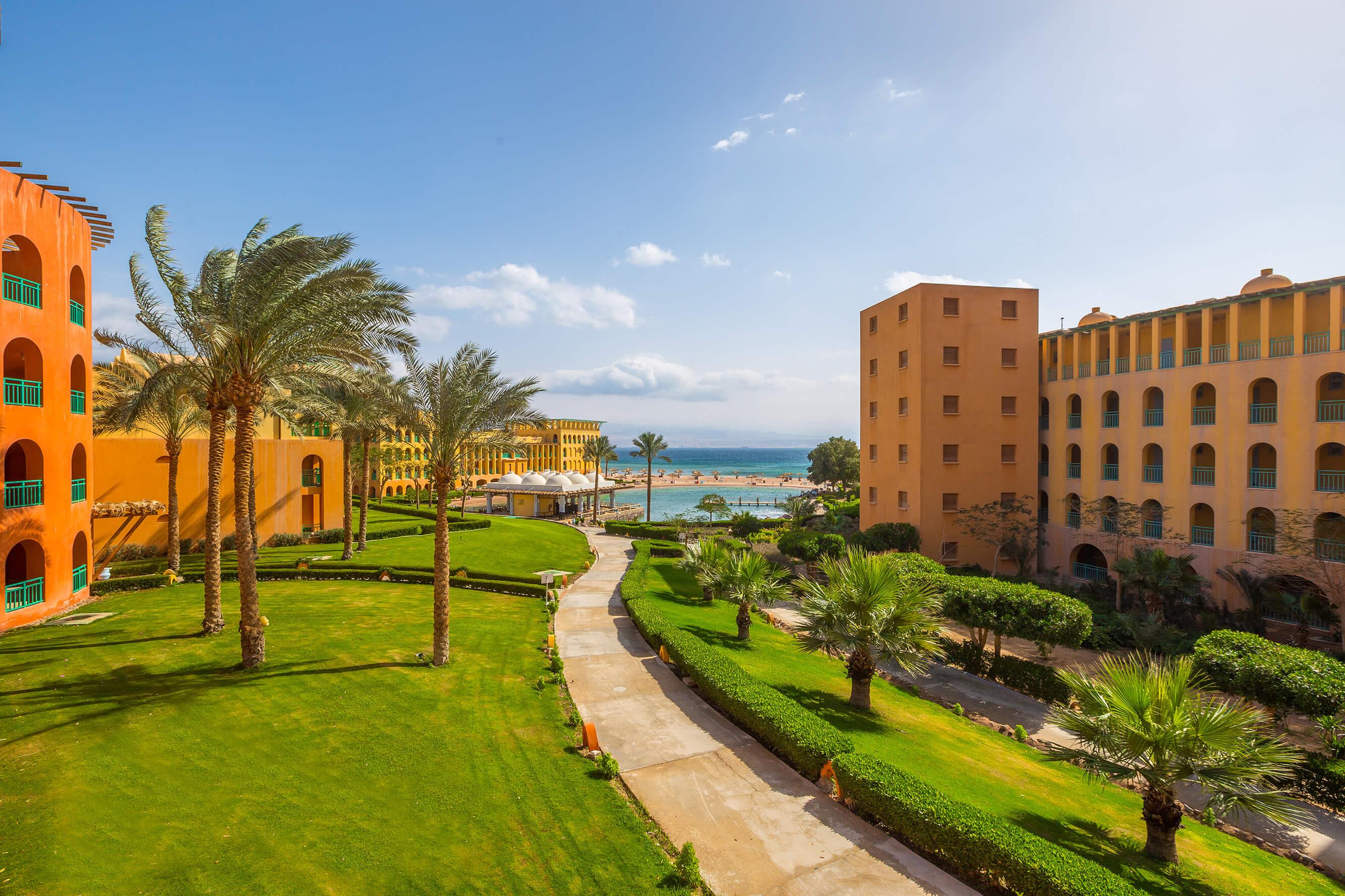 Туры в Strand Beach & Golf Resort Taba Heights