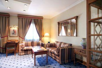 Туры в Tryp Sevilla Macarena