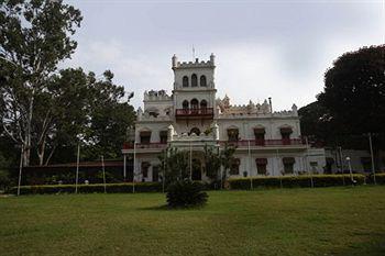 Туры в Jayamahal Palace