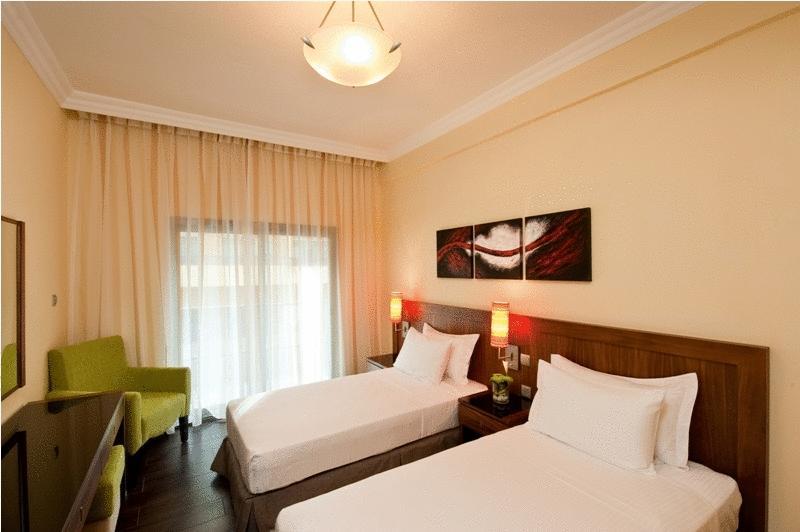 Al Nawras Hotel Apartments 4*