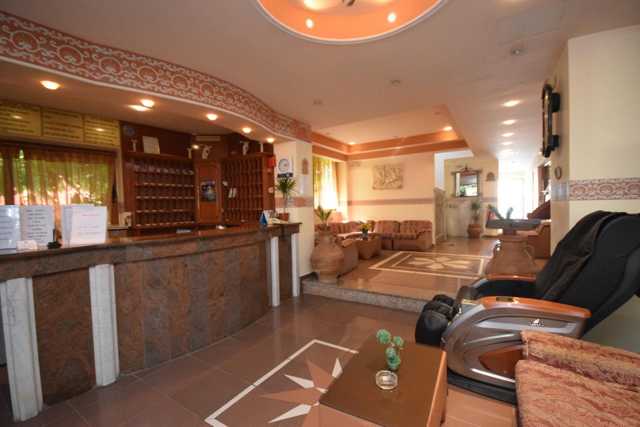 Туры в Gouvia Hotel