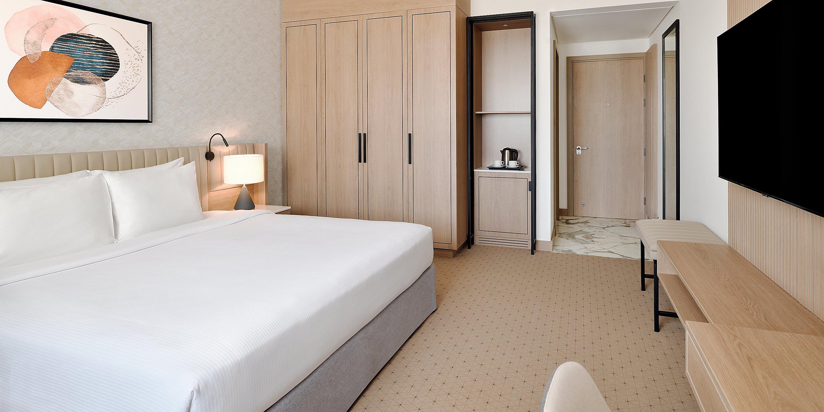 Crowne Plaza Jumeirah Dubai 5*