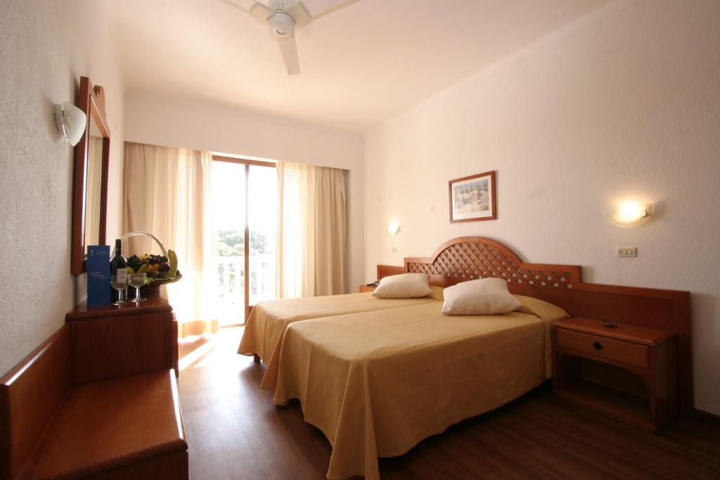 Туры в Pinos Playa Hotel