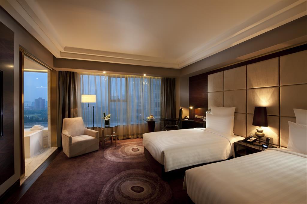 Туры в Hilton Shanghai Hongqiao Hotel