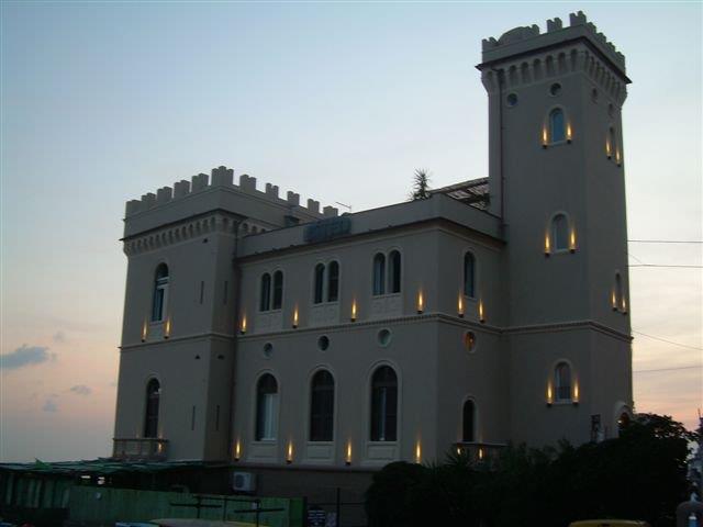 Туры в Castello Miramare