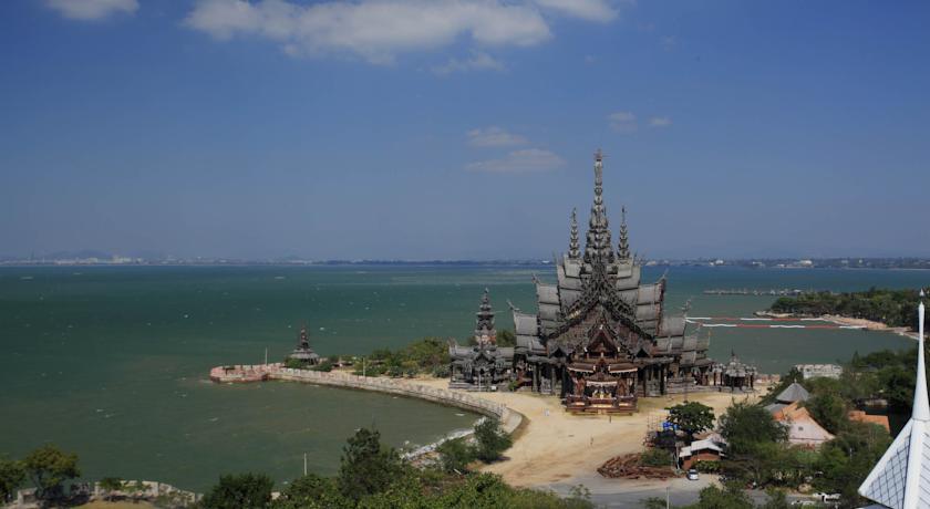 Туры в Pattaya Modus Beachfront Resort