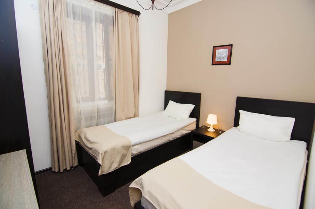 City Centre Hotel by Picnic 3*