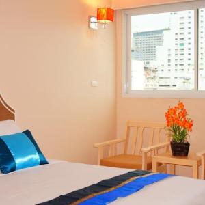 найти туры в отель J TWO S Pratunam Hotel отель J TWO S Pratunam Hotel