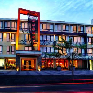 найти туры в отель 100 Сансет Отель энд Бутик отель 100 Sunset Hotel & Boutique