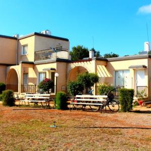 найти туры в отель Каос Отель Апартментс отель Kaos Hotel Apartments