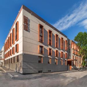 найти туры в отель Йота Отель Тбилиси отель IOTA Hotel Tbilisi