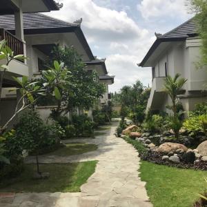 найти туры в отель Radha Phala Resort & Spa отель Radha Phala Resort & Spa