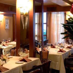 найти туры в отель Сина Де Ла Вилле отель Sina De la Ville