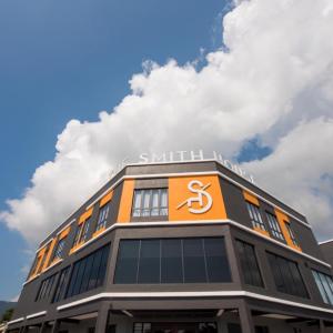 найти туры в отель The Smith House отель The Smith House