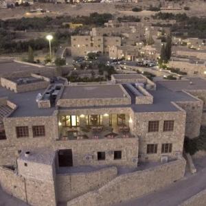 найти туры в отель Олд Вилидж Отель энд Ризот отель The Old Village Hotel & Resort