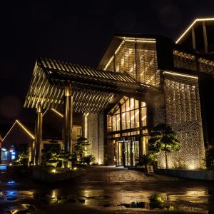 найти туры в отель Lin Yin Art Hotel Shanghai (Pudong airport) отель Lin Yin Art Hotel Shanghai (Pudong airport)