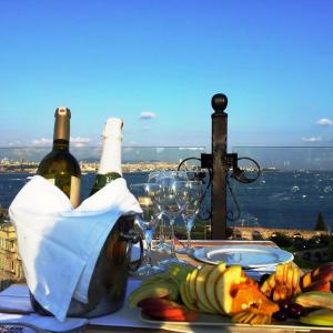 найти туры в отель Mytra Hotel отель Mytra Hotel