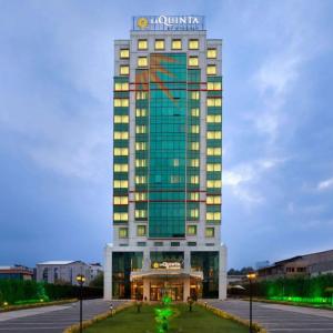 найти туры в отель Ла Куинта бай Виндам Стамбул Гунэсли отель La Quinta by Wyndham Istanbul Gunesli