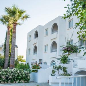 найти туры в отель Адреотис Отель Апартс отель Andreotis Hotel Apts