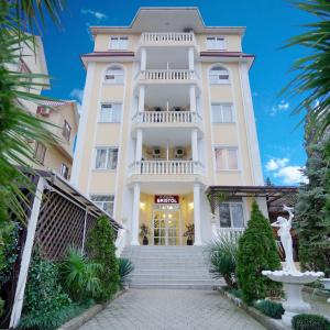 найти туры в отель Бристоль отель Бристоль