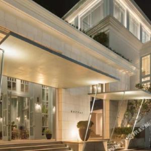 найти туры в отель Kanvaz Village Resort Seminyak отель Kanvaz Village Resort Seminyak