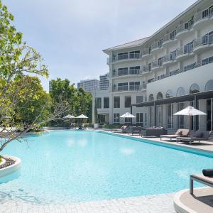 найти туры в отель Кросс Паттайя Пратамнак отель Cross Pattaya Pratamnak