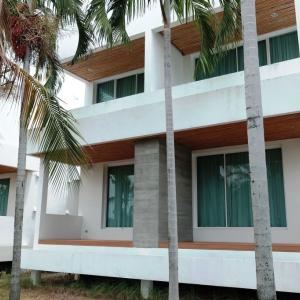 найти туры в отель Ohana Resort and Restaurant отель Ohana Resort and Restaurant