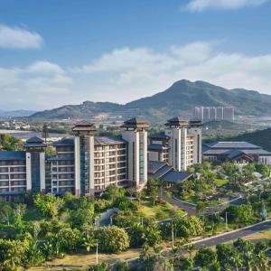 найти туры в отель ДаблТри бай Хилтон Линшуй Хот Спринг Отель отель DoubleTree by Hilton Lingshui Hot Spring Hotel