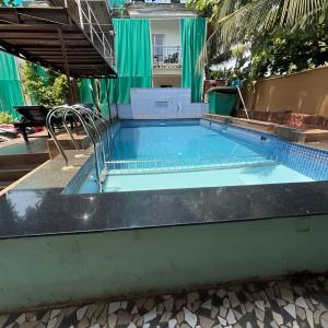 найти туры в отель Лежер Кейв отель The Leisure Cave