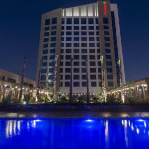 найти туры в отель Movenpick Hotel And Residences Riyadh отель Movenpick Hotel And Residences Riyadh