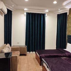 найти туры в отель Richmond Down Town отель Richmond Down Town