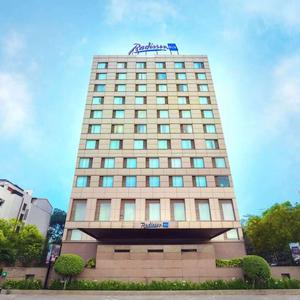 найти туры в отель Radisson Blu Hotel Chennai City Centre отель Radisson Blu Hotel Chennai City Centre