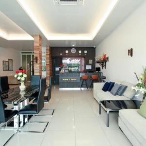 найти туры в отель The Great at Patong Hotel отель The Great at Patong Hotel