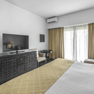 найти туры в отель Lido Lake Resort By MNC Hotel отель Lido Lake Resort By MNC Hotel