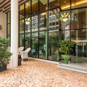 найти туры в отель Amber Boutique Silom Hotel отель Amber Boutique Silom Hotel