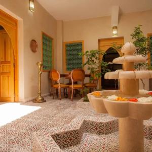 найти туры в отель Riad Inaka отель Riad Inaka