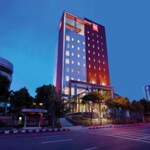 найти туры в отель ibis Surabaya City Center отель ibis Surabaya City Center