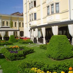 найти туры в отель Гранд Висконти Пэлас отель Grand Visconti Palace