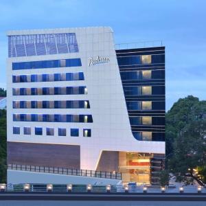 найти туры в отель Radisson Bengaluru City Center отель Radisson Bengaluru City Center
