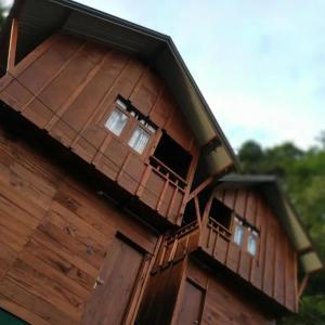 найти туры в отель Sinharaja Forest Gate отель Sinharaja Forest Gate