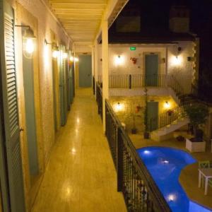 найти туры в отель Avlu Alacati Butik Otel отель Avlu Alacati Butik Otel