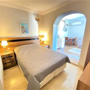 найти туры в отель Guney Urla Suites отель Guney Urla Suites