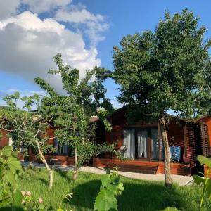 найти туры в отель Baza Otdykha San Siro Cottage House отель Baza Otdykha San Siro Cottage House