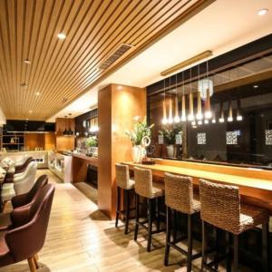 найти туры в отель SSAW Boutique Hotel Shanghai Yilin отель SSAW Boutique Hotel Shanghai Yilin