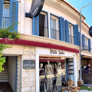 найти туры в отель Alacati Lotus Koyici Otel отель Alacati Lotus Koyici Otel